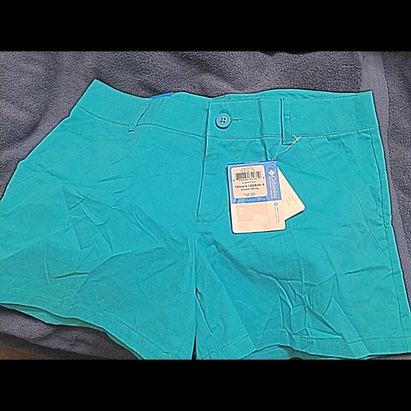 Columbia shorts