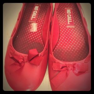 Lightly Used Ruby Red Flats