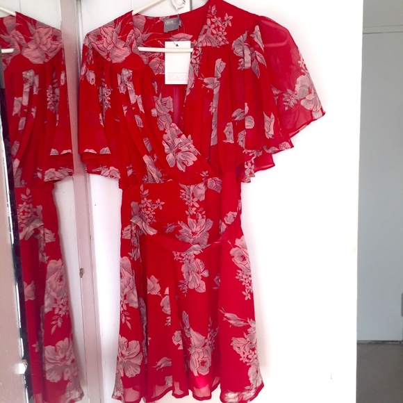 Asos Sz 4P Red flower print v-neck mini dress