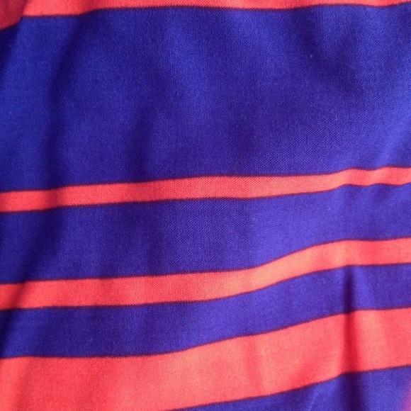 Blue & red dress gap 🔥2 hours sale 🔥 - Picture 3 of 4