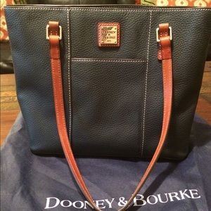Navy Authentic Dooney&Bourke purse.