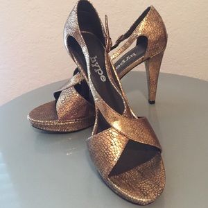 Golden 👠 Heels HYPE