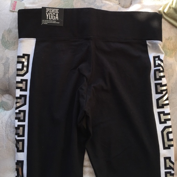 Vs unisex legging! New with tag! Medium!