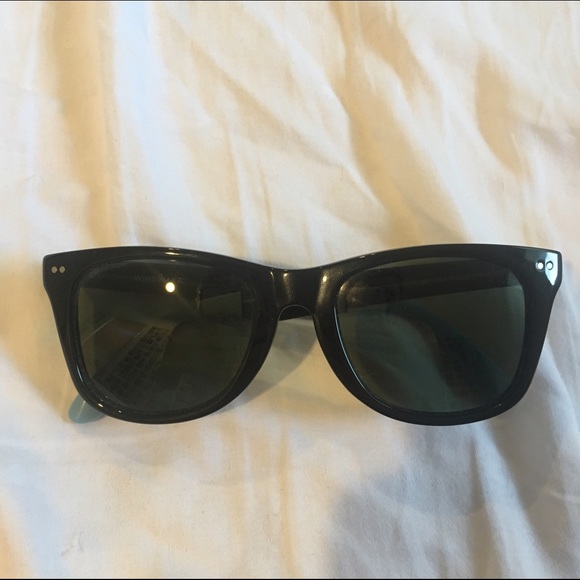 Toms "Beachmaster" Sunglasses