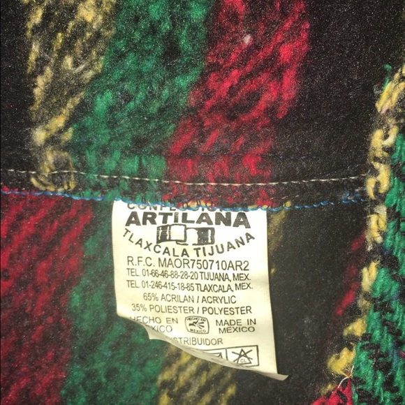 Authentic Rasta Poncho - Picture 3 of 3