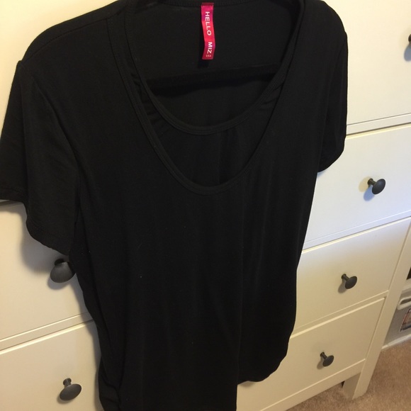 Black nursing tee