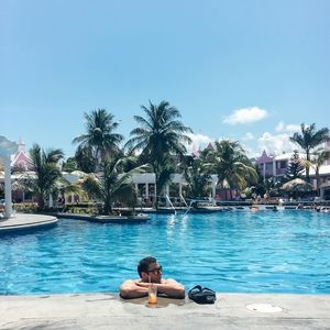 Meet your Posher, Mack