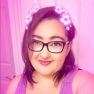 Meet your Posher, Adriana