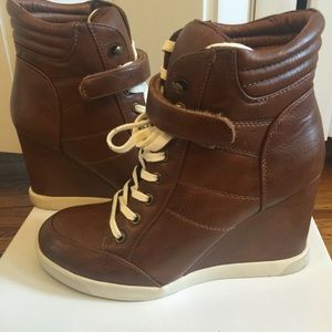 Steve Madden leather bomber wedges
