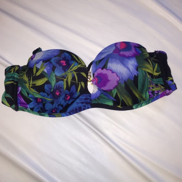 Victoria Secret Bombshell bikini top