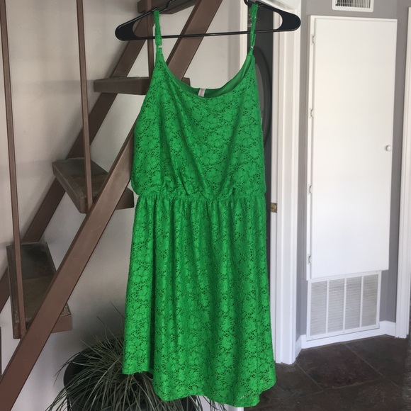Green short dress