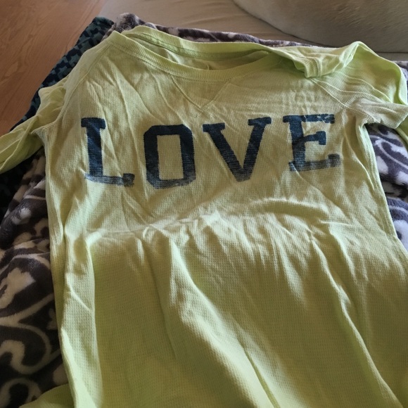 Long sleeve Tshirt - Picture 1 of 1