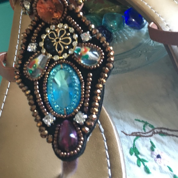 Boho beaded summer sandal. Sz 8.5 - Picture 2 of 4