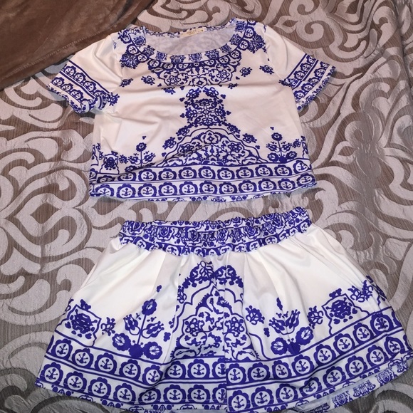 2 Piece Set- Crop top & Shorts ✨