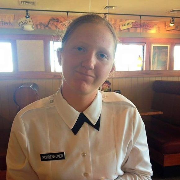 Meet your Posher, Michaella - Picture 1 of 1