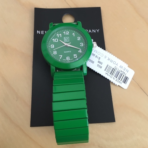 New York & Company Kelly Green Stretch Watch