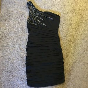 Black mini dress (small)