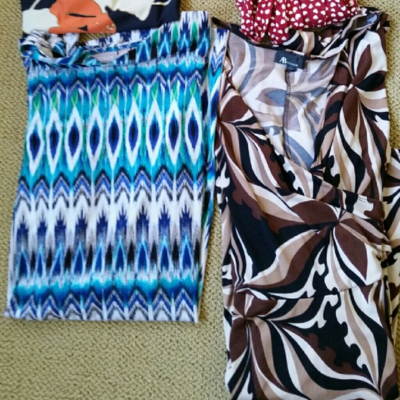 Multiple dresses - Picture 2 of 2