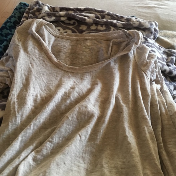 Long sleeve shirt - Picture 1 of 3