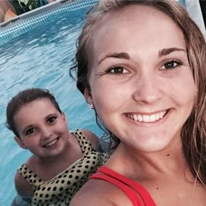 Meet your Posher, Mallory