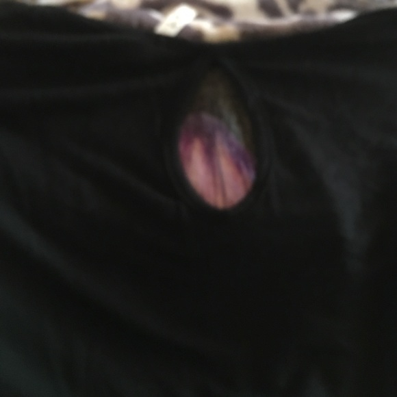 Tshirt - Picture 2 of 3