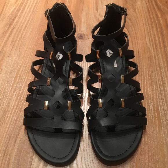 NEW Steve Madden black/gold gladiator sandals 8.5