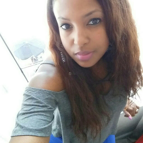 Meet your Posher, Latrice - Picture 3 of 8