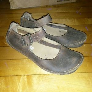 clarks womens suede ankle boots