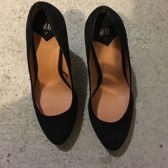 H&M simple black heel