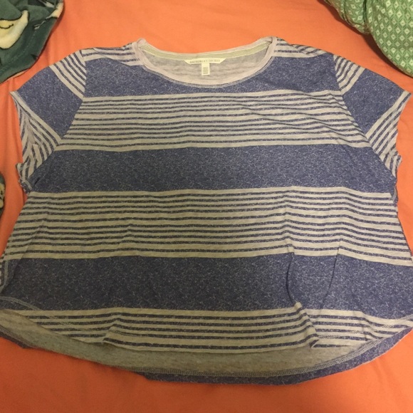 VS stripped comfy tshirt