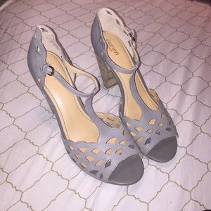 Crown Vintage Heels