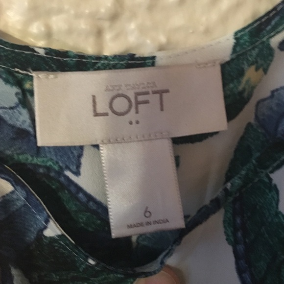 Adorable summer dress from the Loft. - Picture 4 of 4