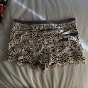 White crochet, soft, brown shorts w/ side zipper