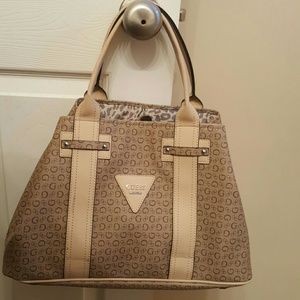 Guess Bag make offer!!
