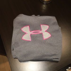Under Armor Sweatshirt