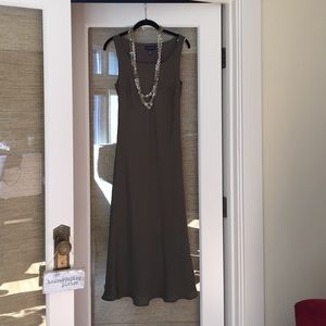 🎉SALE🎉Ann Taylor olive green shift-