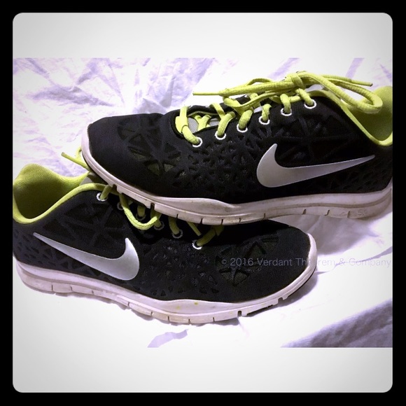 NIKE Free TRFit 3 Black Volt Athletic Tennis Shoes