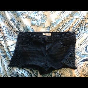 No boundaries black Jean shorts
