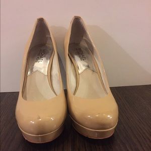 Michael Kors Light Nude Platform Round Toe Pump