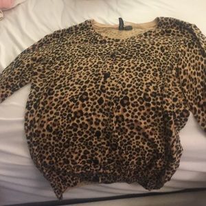 Leopard cardigan !