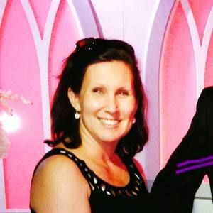 Meet your Posher, Traci