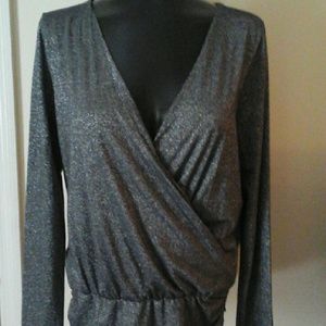 TOP white house black market silver and black smal