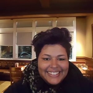 Meet your Posher, Crystal