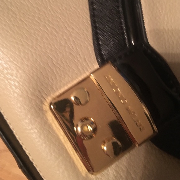 Antonio Melani purse - Picture 2 of 4