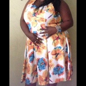 A dress that make u fill like you are the tropic!