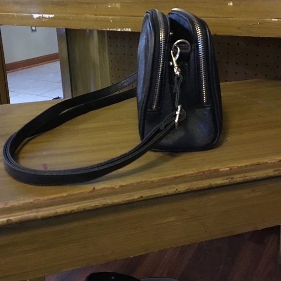 Purse - Picture 2 of 4