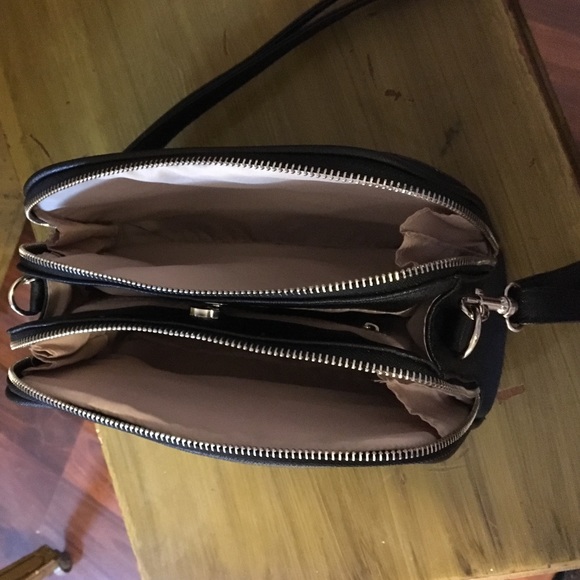 Purse - Picture 3 of 4