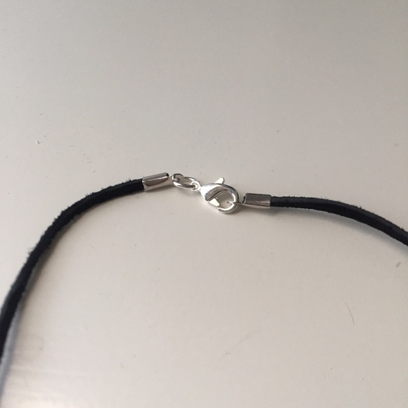 Handmade half moon chocker - Picture 3 of 3