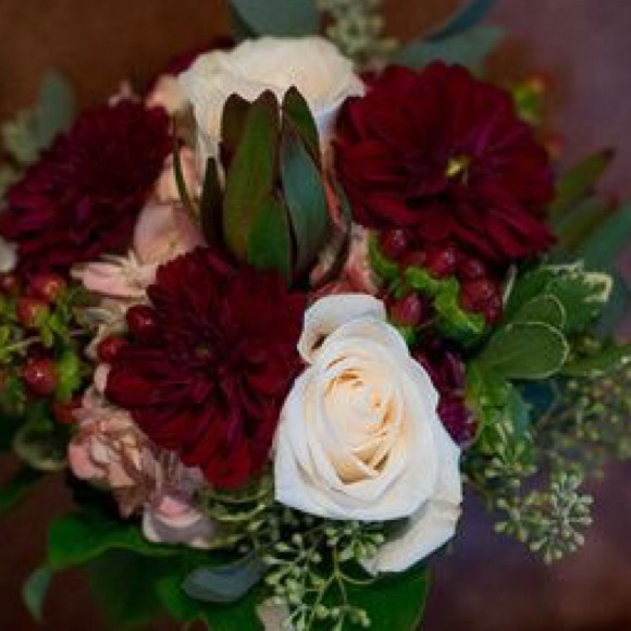 Meet your Posher, Leslie - Picture 1 of 1