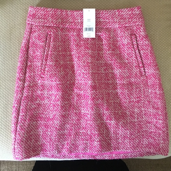 Banana Republic Dresses & Skirts - 🎁‼️SALE‼️NWT Banana Republic skirt